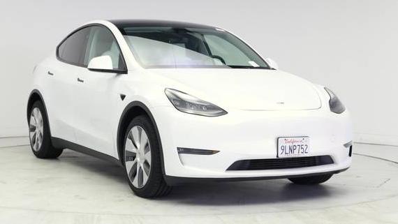 TESLA MODEL Y 2024 7SAYGDEE1RA254485 image